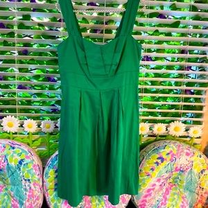 Dressbarn crisp emerald green dress